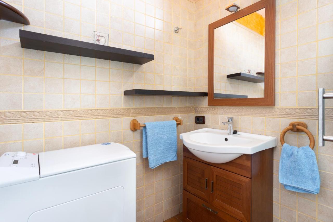 Apartamento En Primera Linea De Playa Con Aire Acondicionado Arona  Esterno foto